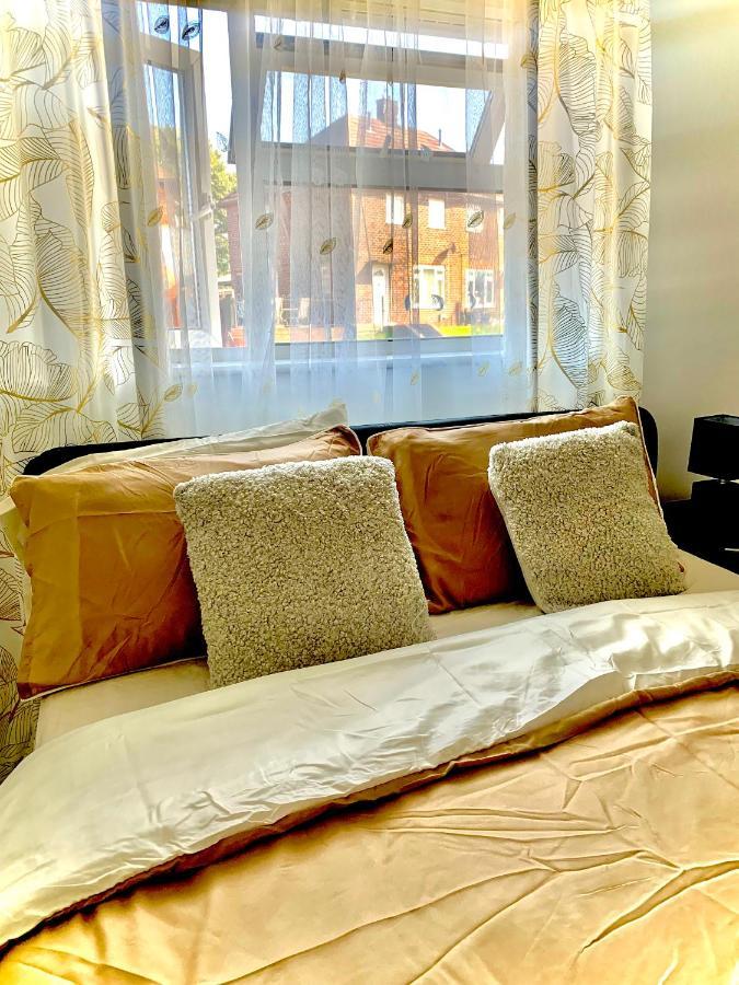 Double Room Bentilee Bucknall  Exteriör bild